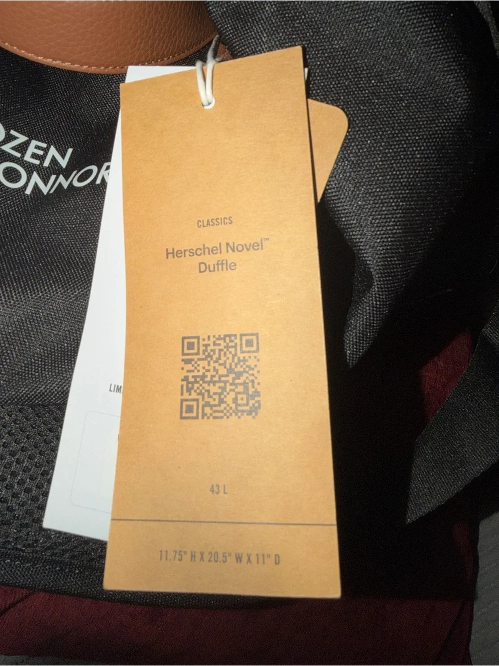 New NWT HERSCHEL Novel Duffle Duffel Weekender 20.5 inch Mens Womens Kids UNISEX